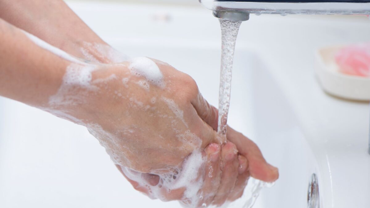 Thói quen vệ sinh tay trong các hoạt động hằng ngày